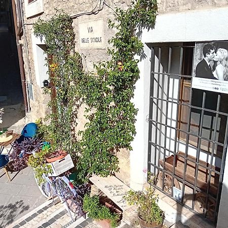 Casetta Nel Borgo Olevano Romano Exterior foto
